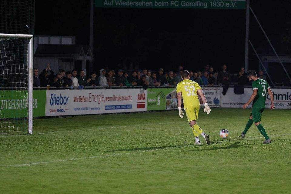 Christian Träsch darf unbehelligt den Ausgleich für den FC Gerolfing erzielen.
