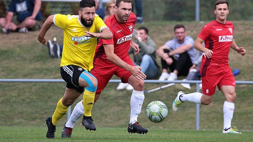 Tahir Bahadir (links, hier im Spiel gegen den TSV Weilimdorf) vergab eine der Großchancen.