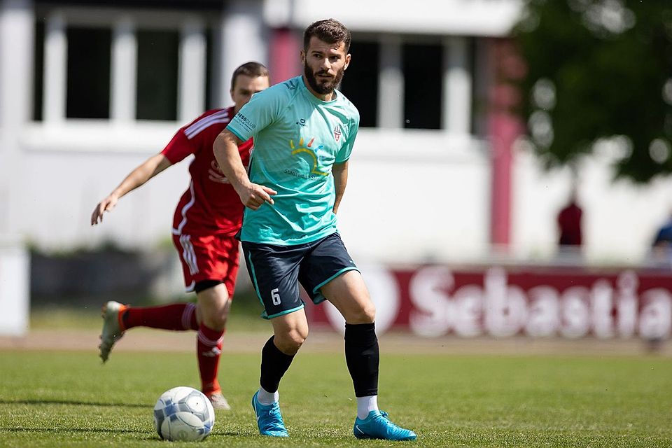 Shkelzen Kleqka steigt beim SV Türk Genclik Regensburg ins Trainergeschäft ein. Shkelzen Kleqka steigt beim SV Türk Genclik Regensburg ins Trainergeschäft ein.