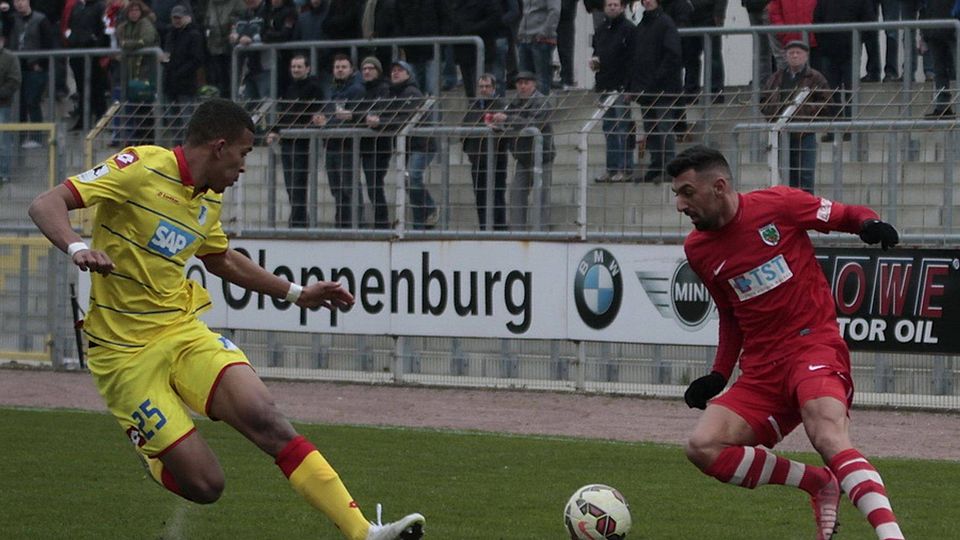 Ali Özgün (rechts) gelang das 1:1 gegen ElversbergF: Dinger
