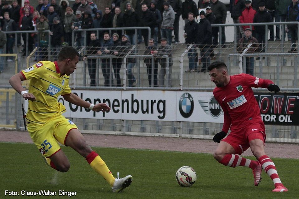 Ali Özgün (rechts) gelang das 1:1 gegen ElversbergF: Dinger