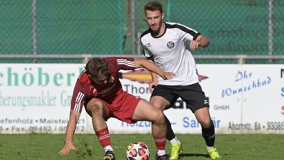 Setzt sich die tolle Siegesserie des SC Regensburg (in weiß) fort?