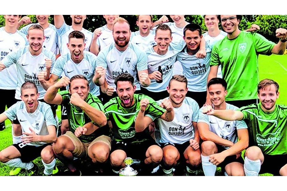 Die Mannschaft des SV Adler Effeld sicherte sich die Wassenberger Fußball-Stadtmeisterschaft. Foto: AGSB