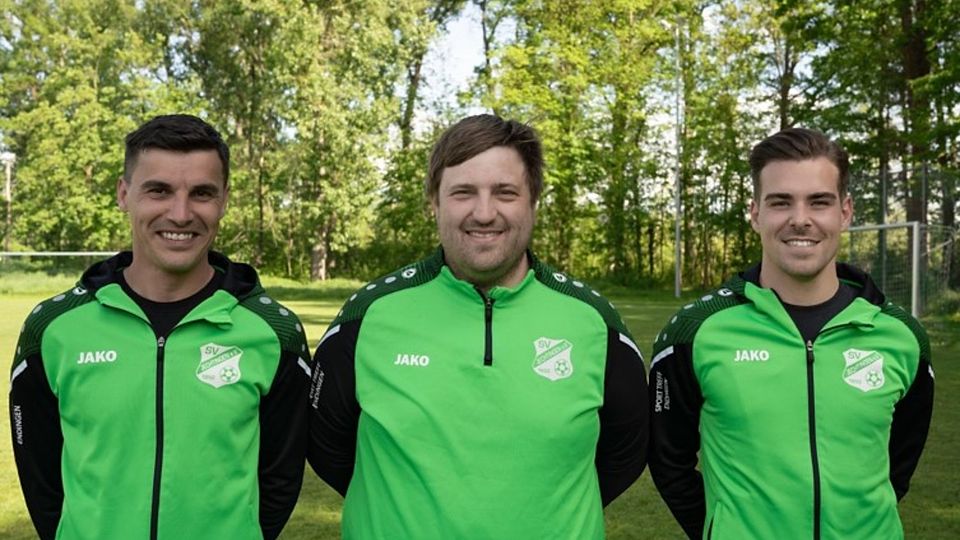 v.l.n.r.: Daniel Binder (Co-Trainer), Martin Kiesewetter (Trainer), Nikolas Kopp (spielender Co-Trainer)