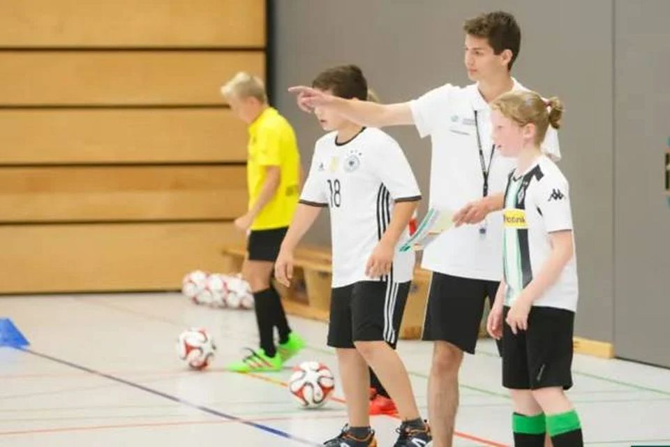 DFB-JUNIOR-COACH-Turnier