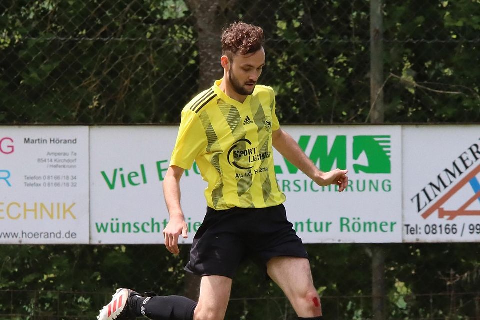 Zuerst machten sie ihre eigenen Hausaufgaben: Die Attenkirchener um Marcus Klaas gewannen gegen Kirchdorf II mit 3:1.