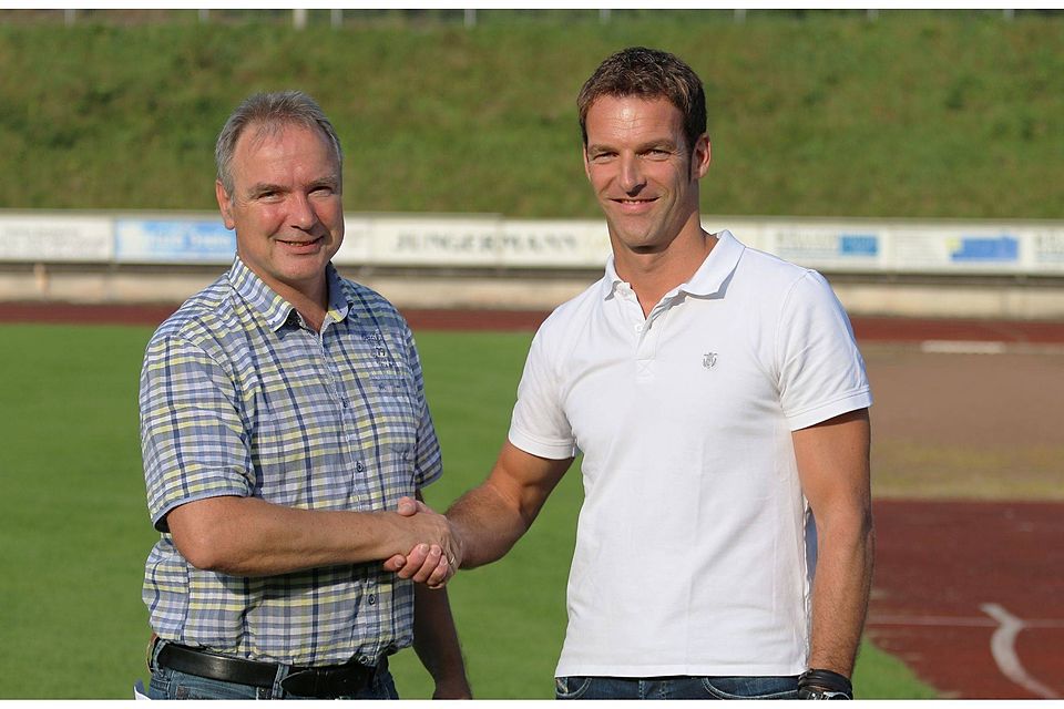 Siegens Vorsitzender Roland Schöler (links) freut sich darüber, dass die Lücke "Vorstand Sport" mit Andreas Krämer nun vorübergehend geschlossen ist. Foto: Verein