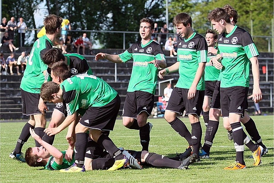 Der SV Schalding-Heining II ist nach dem 1:0 beim FC Fürstenzell fast am Ziel   Foto: Andreas Santner