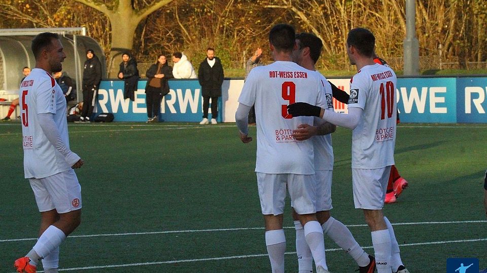 RWE II bleibt weiter auf Rang eins. 