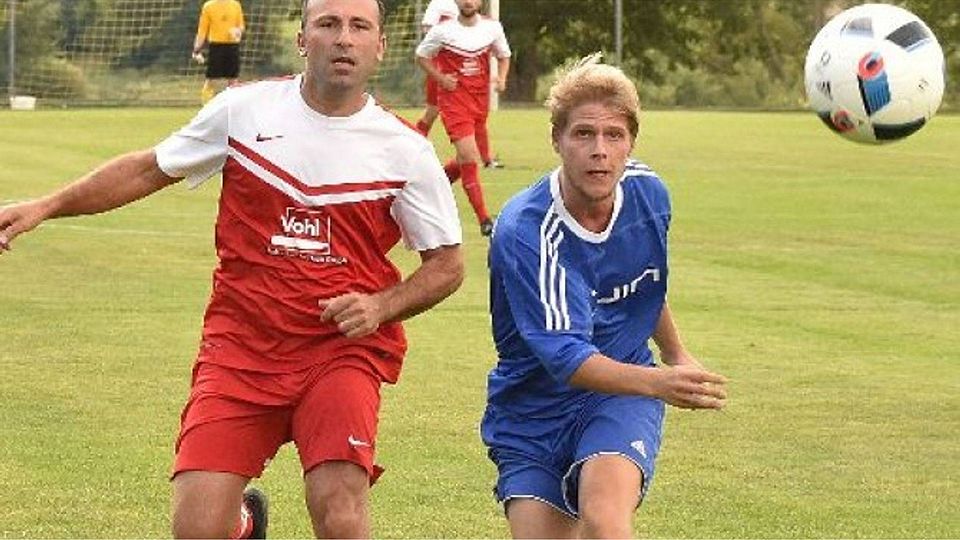 Wenn’s klemmt, will Bernd Eckhardt (links) auch in der nächsten Saison noch zur Verfügung stehen. Foto: Günter E. Bergmann