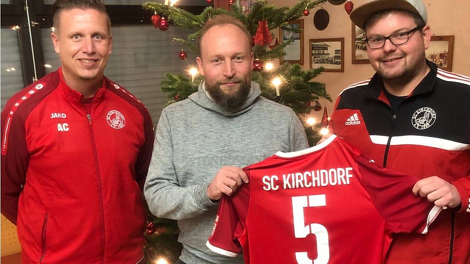 Künftiger Chefanweiser des SC Kirchdorf: Michael Eckl (Bildmitte) 