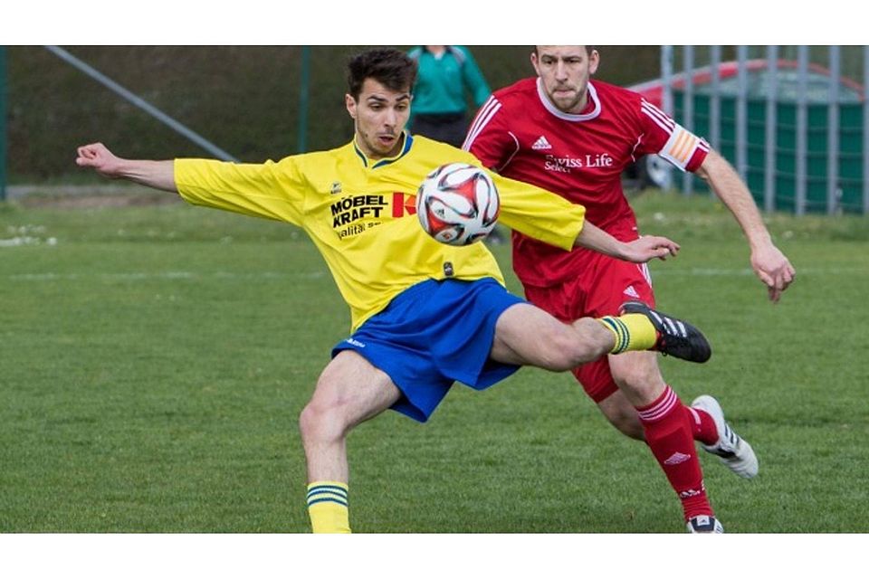 Neulinge in der Landesklasse Nord: SG Taucha (gelb) und SV Süptitz (rot). F: Neumann