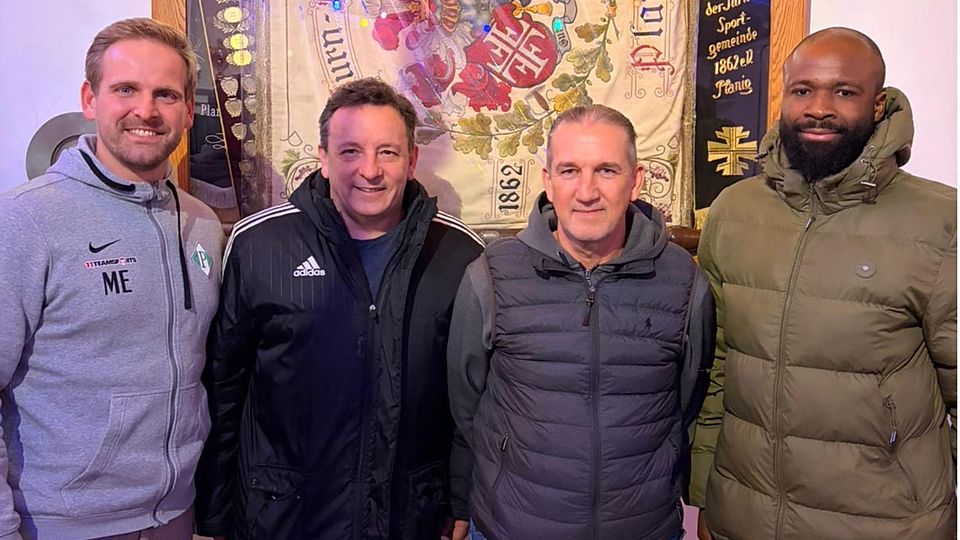 Von links: TSG-Vorsitzender Max Erhard, Reservecoach Heiko Meisenheimer, der neue Sportliche Leiter Tino Häuser und Cheftrainer Glody Kuba.