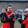 Björn Schmidt (l.) ist nicht mehr Coach des Landesligisten Hövelhofer SV.
