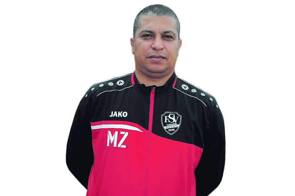 Zuversichtlich: Donnerbergs Trainer Mohamed Zeroual.