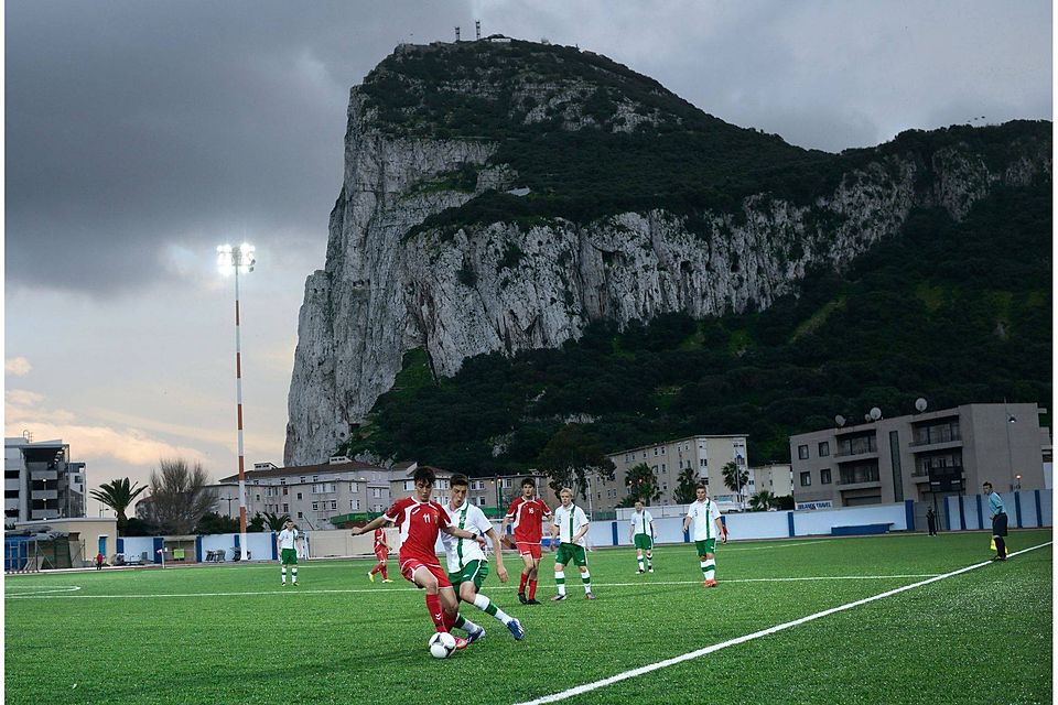 Ein Traum: Fußball im Nationalstadion von Gibraltar!
