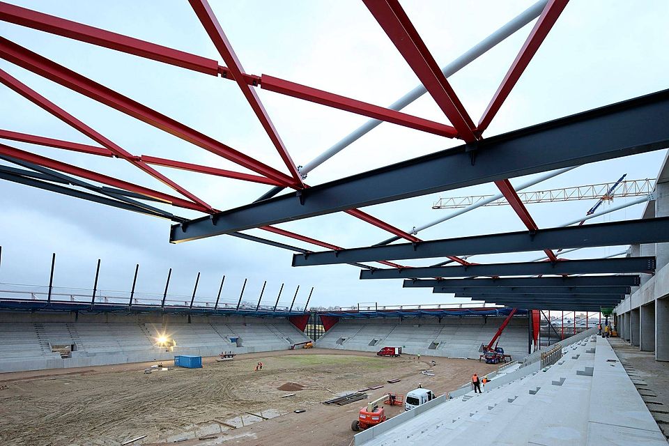 Die Conti-Arena wird eingeweiht.  Foto: SSV Presse