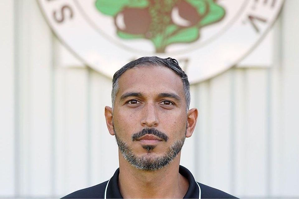 Süleyman Uzun traf dreifach.