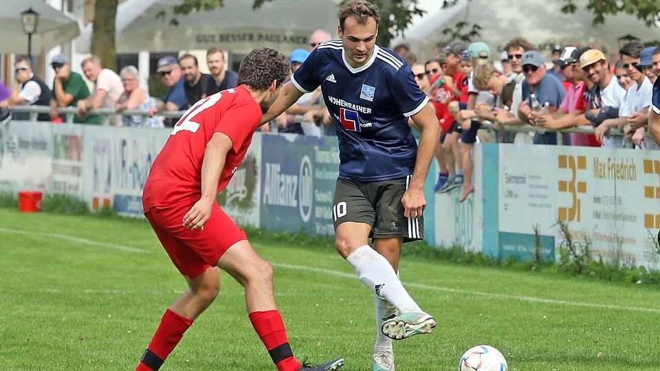 Die Mannschaft hofft auf seine Hilfe: Seit der Auftaktbegegnung fehlte Maximilian Schwinghammer (l.) beruflich, im heutigen Spiel gegen Wildsteig/Rottenbuch könnte er wieder eingreifen.