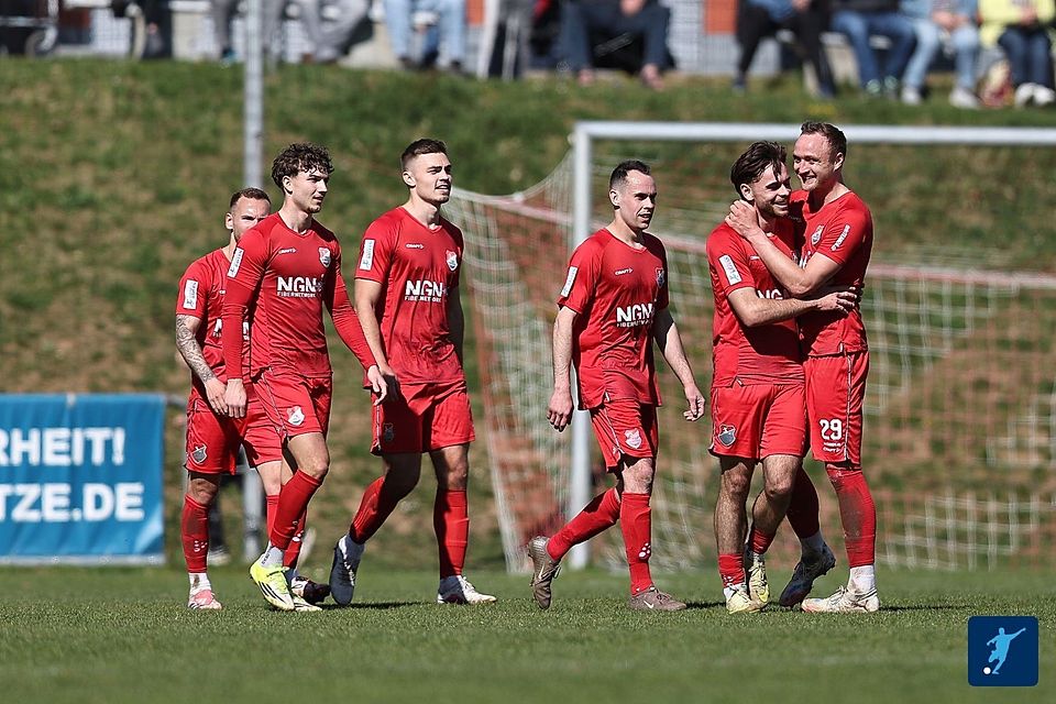 Beste Laune in Aubstadt: Die Grabfelder haben die 40-Punkte-Marke geknackt.