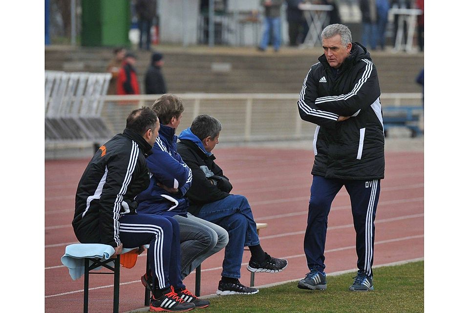 Trainer Vasic fordert eine Trotzreaktion seiner Mannschaft F: Vigneron