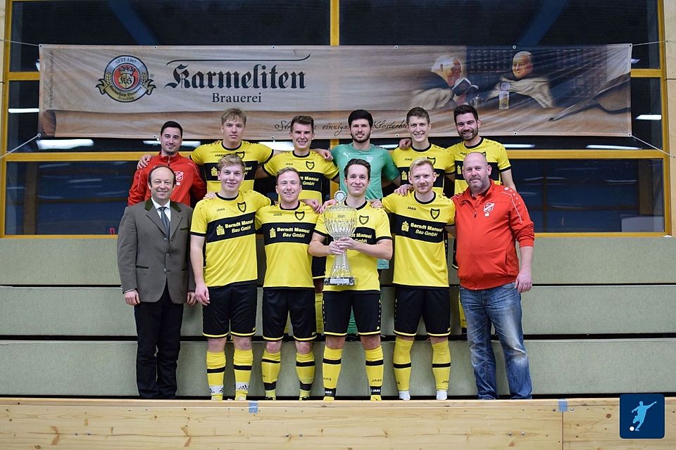 Das vierte Mal in Serie schnappte sich die SpVgg Stephanposching den Sieg beim "Goidhaibal"-Cup