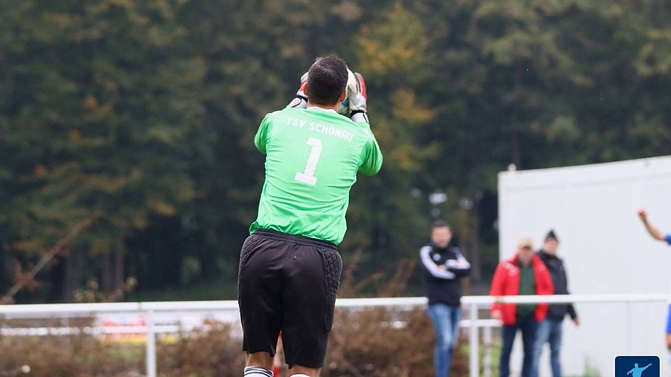 Seine gute Leistung reichte nicht aus um Punkte aus Weilerswist zu ergattern: TSV Schönaus Schlussmann Thomas Duell