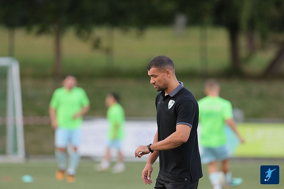 Die Zeit von Alexander Konjevic als Trainer des SV Zeilsheim ist abgelaufen. Er ist seit Dienstag nicht mehr im Amt. Die Zeit von Alexander Konjevic als Trainer des SV Zeilsheim ist abgelaufen. Er ist seit Dienstag nicht mehr im Amt.