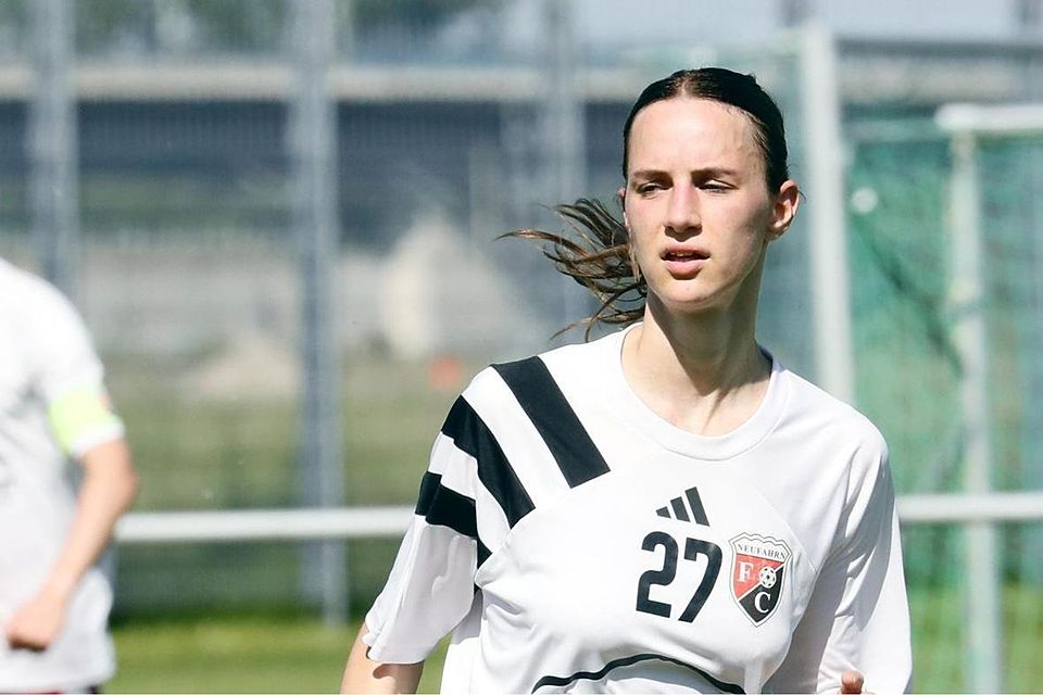 Weibliche Verstärkung für den FC Neufahrn: Lucie Spielmann ist im defensiven Mittelfeld zu Hause. Ausgebildet wurde die 20-Jährige in der Jugend des FC Ingolstadt 04.