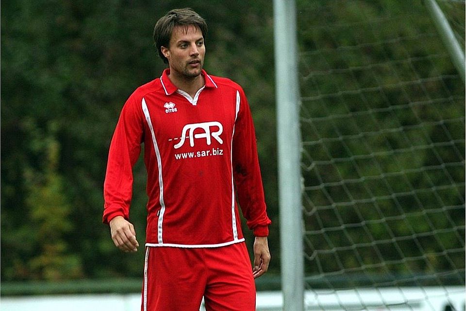 Stefan Wimmer - hier noch im Spielertrikot - ist nicht mehr Trainer beim FC Dingolfing   F: Michael Wagner