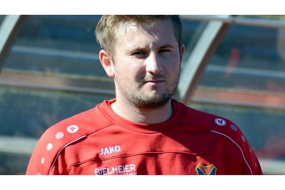Coach Benjamin Penzkofer hat seinen Vertrag am Roten Steg bis Sommer 2021 verlängert F: Meier