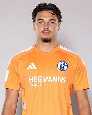 Yüksel Kücük
