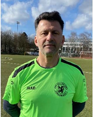 Murat Akar