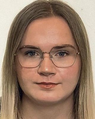 Larissa Lamsfus