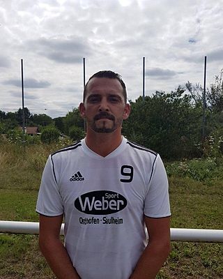Dennis Müller