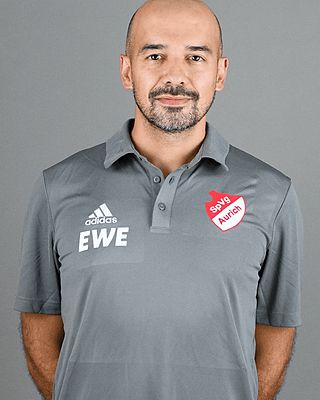 Özkan Bahadin