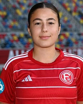Serra Sütlü