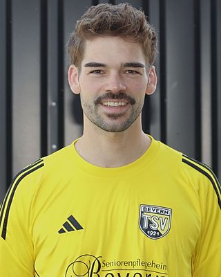 Leon Weiß