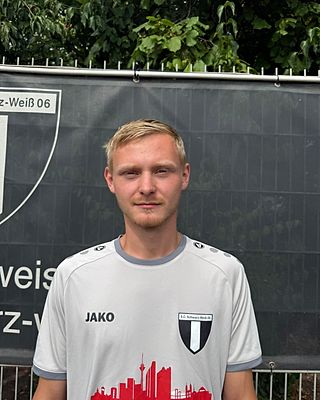 Alex Dennis Sokoliß