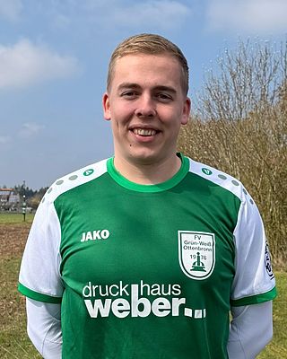 Aron Andritschke