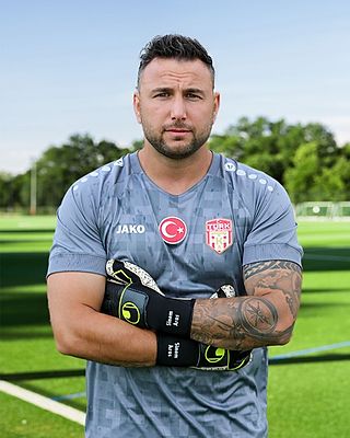 Aykut Bayar