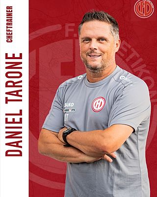 Daniel Tarone