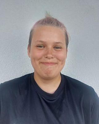 Emma Mlyneck
