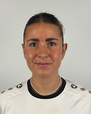Kyra Buchebner