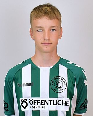 Luca Bey der Kuhle