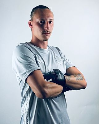 Dennis Papzien