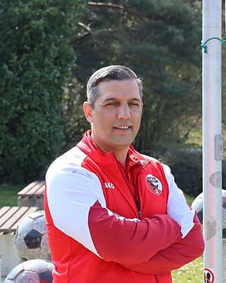 Zeki Muharemi