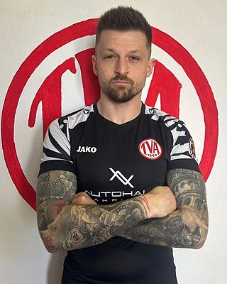 Armin Buljetovic