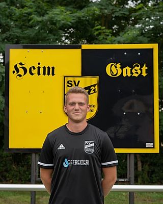 Dennis Mann