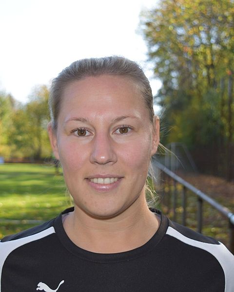 Claudia Oelmann